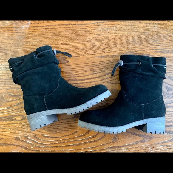 Muk Luks Black Suede Boots